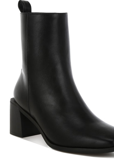 Muskox Square Toe Faux Leather Boots