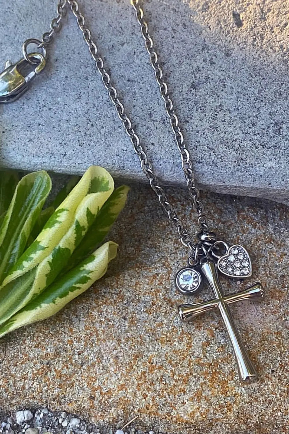 DAINTY CROSS NECKLACE