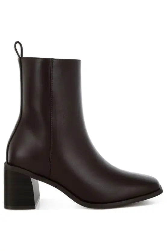 Muskox Square Toe Faux Leather Boots