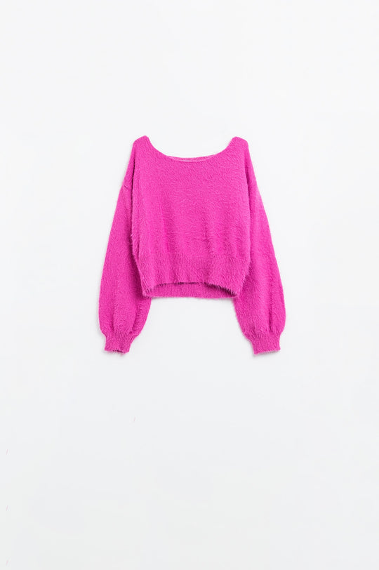 cropped fluffy sweater in fuchsia fitted at the waist