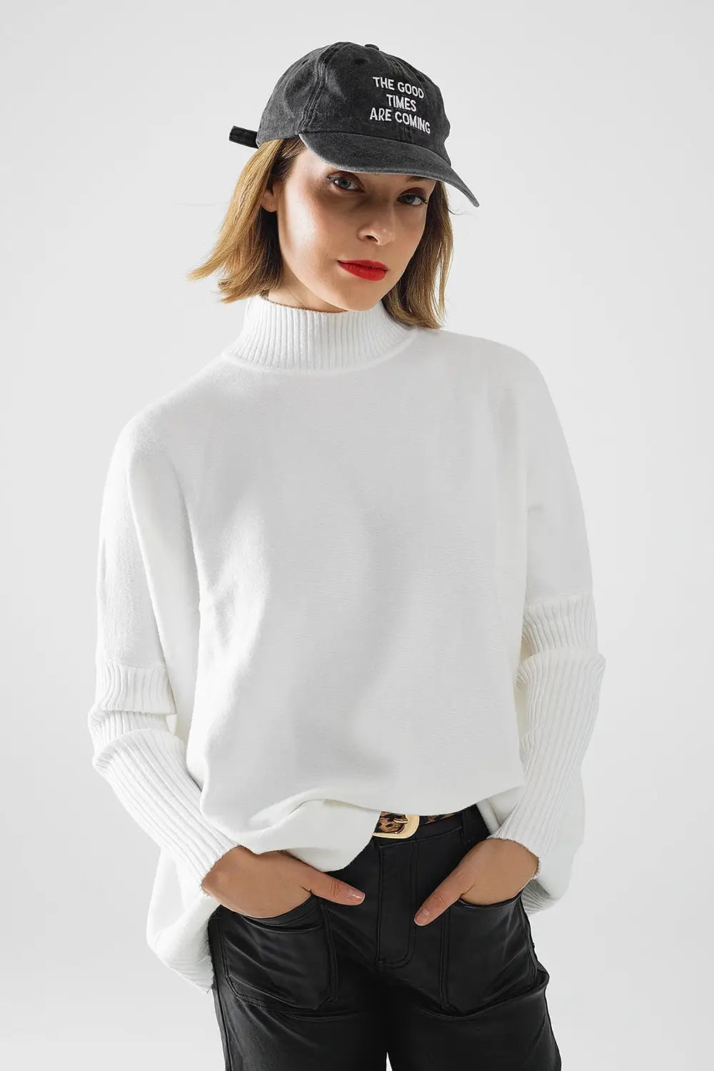 oversized soft knitted white sweater with ribbed sleeves - CREAM / ONE - Sweaters