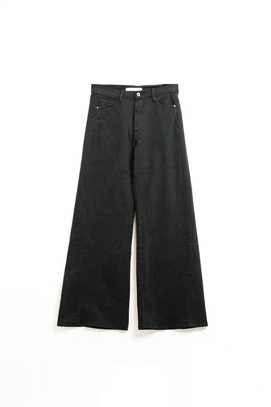 Extra wide leg trousers in black - Colored Jeans