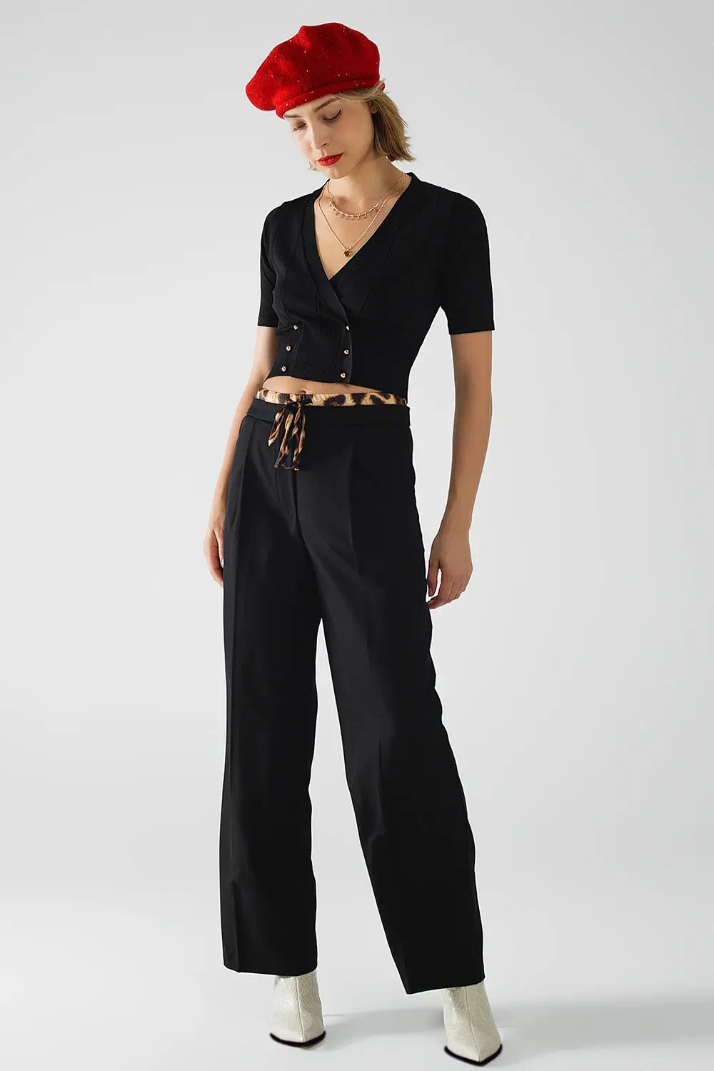 Long black pleated pants with leopard detail at the waist - Pants