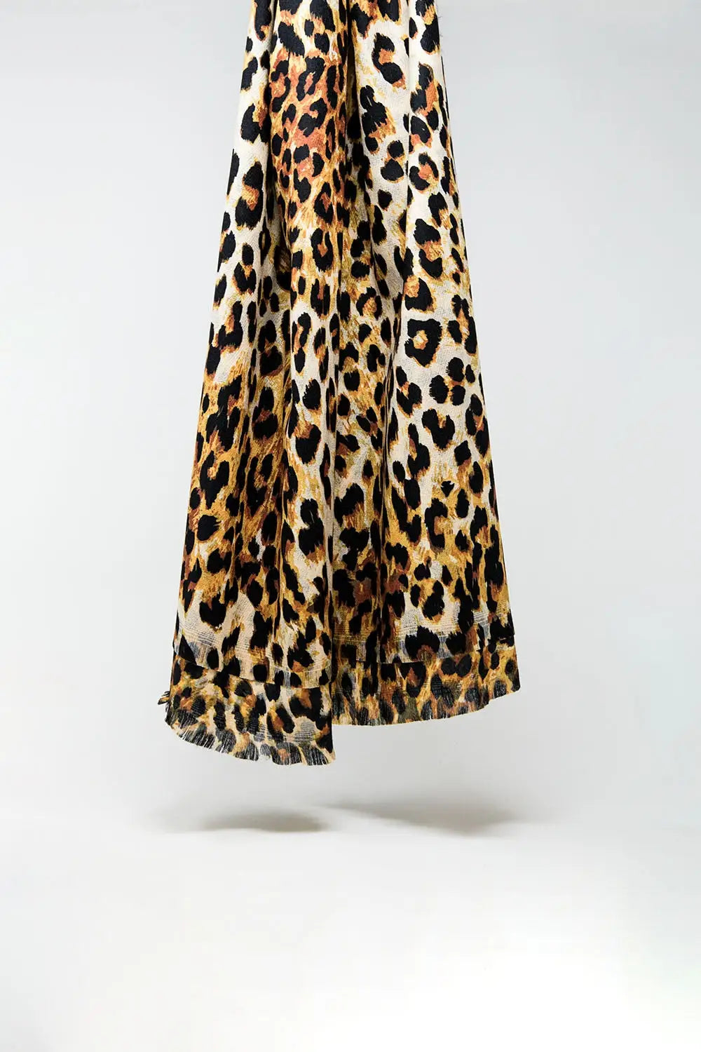 Fine woven scarf with leopard print in camel - CAMEL / ONE - Scarves