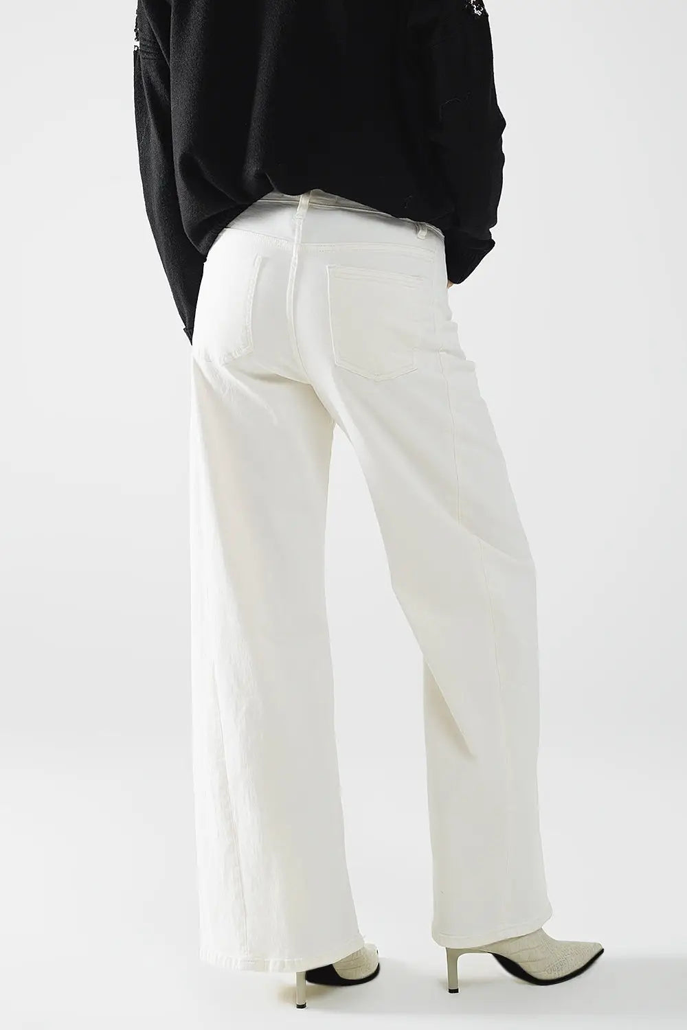 Extra wide leg trousers in cream color - Colored Jeans