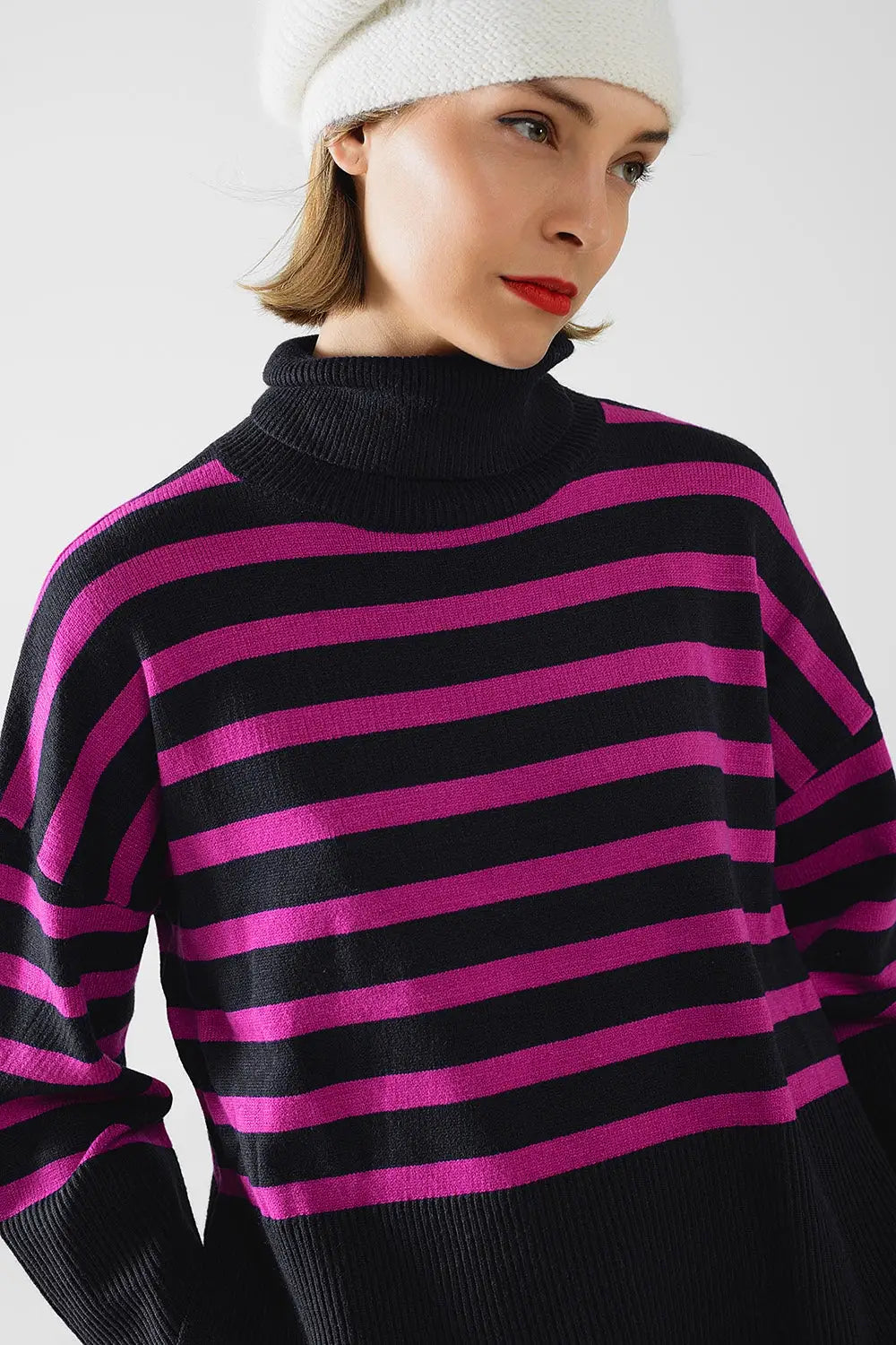 Navy oversized trutleneck sweater with fuchsia stripes and splits on the side - NAVY / ONE - Sweaters