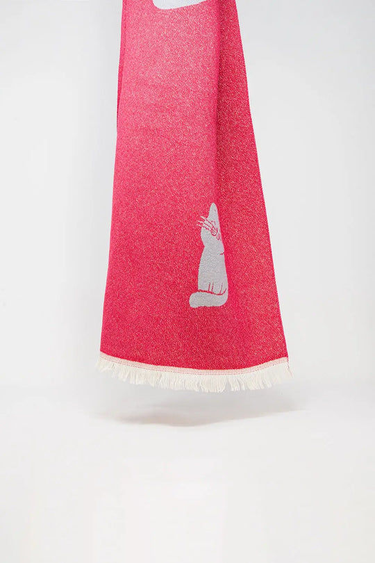 Wide soft knitted scarf in pink with cat print - FUCHSIA / ONE - Scarves