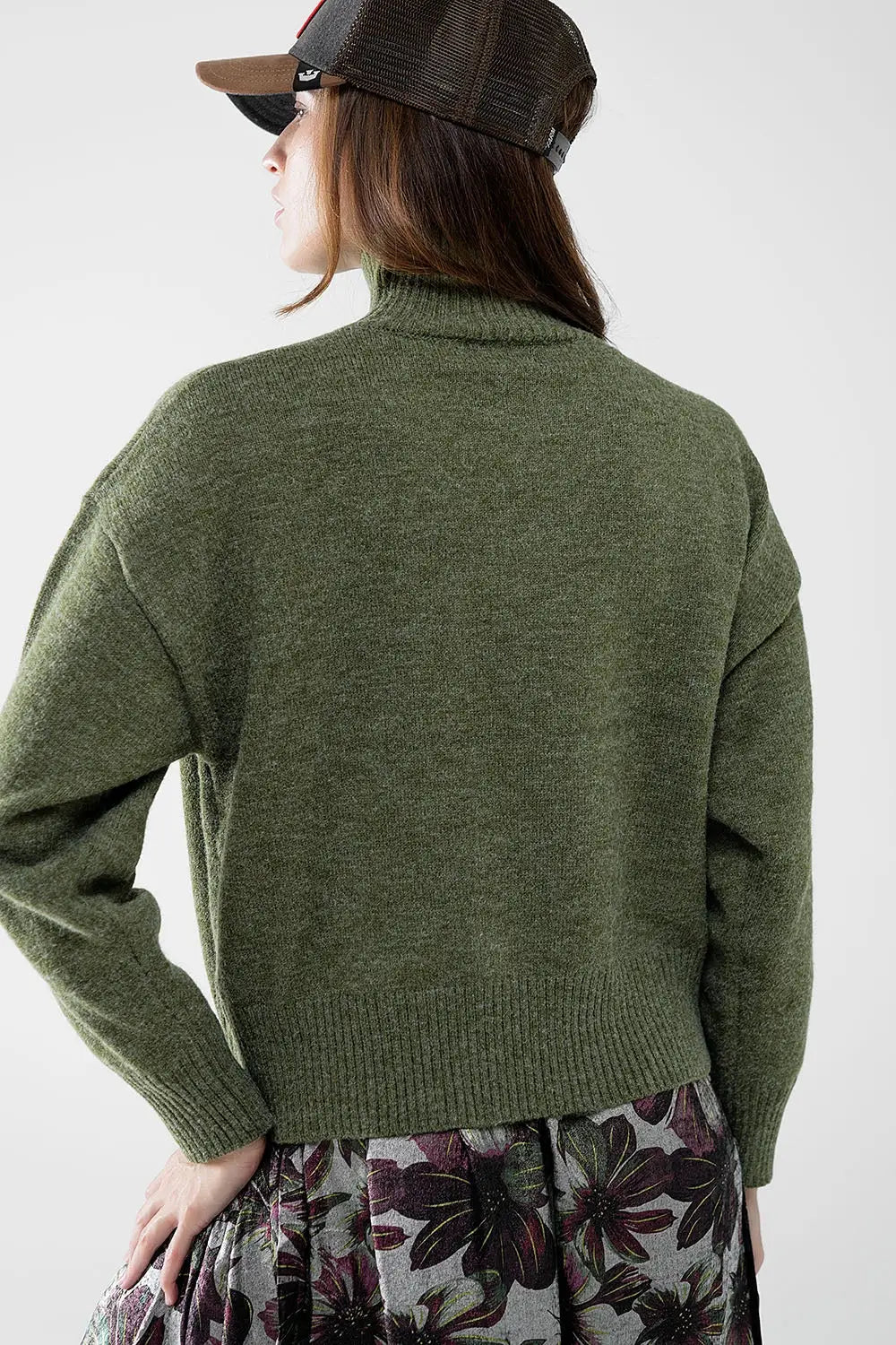 chunky knit sweater in green with turtleneck - Sweaters