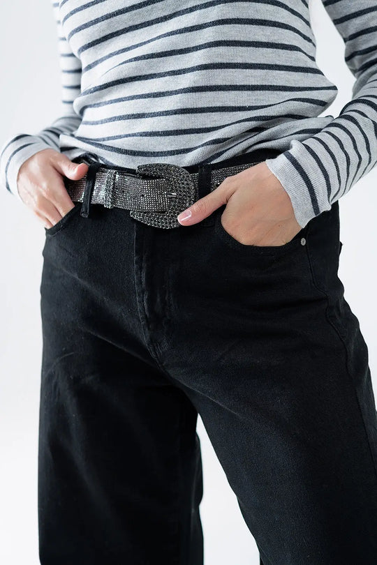 Extra wide leg trousers in black - Colored Jeans