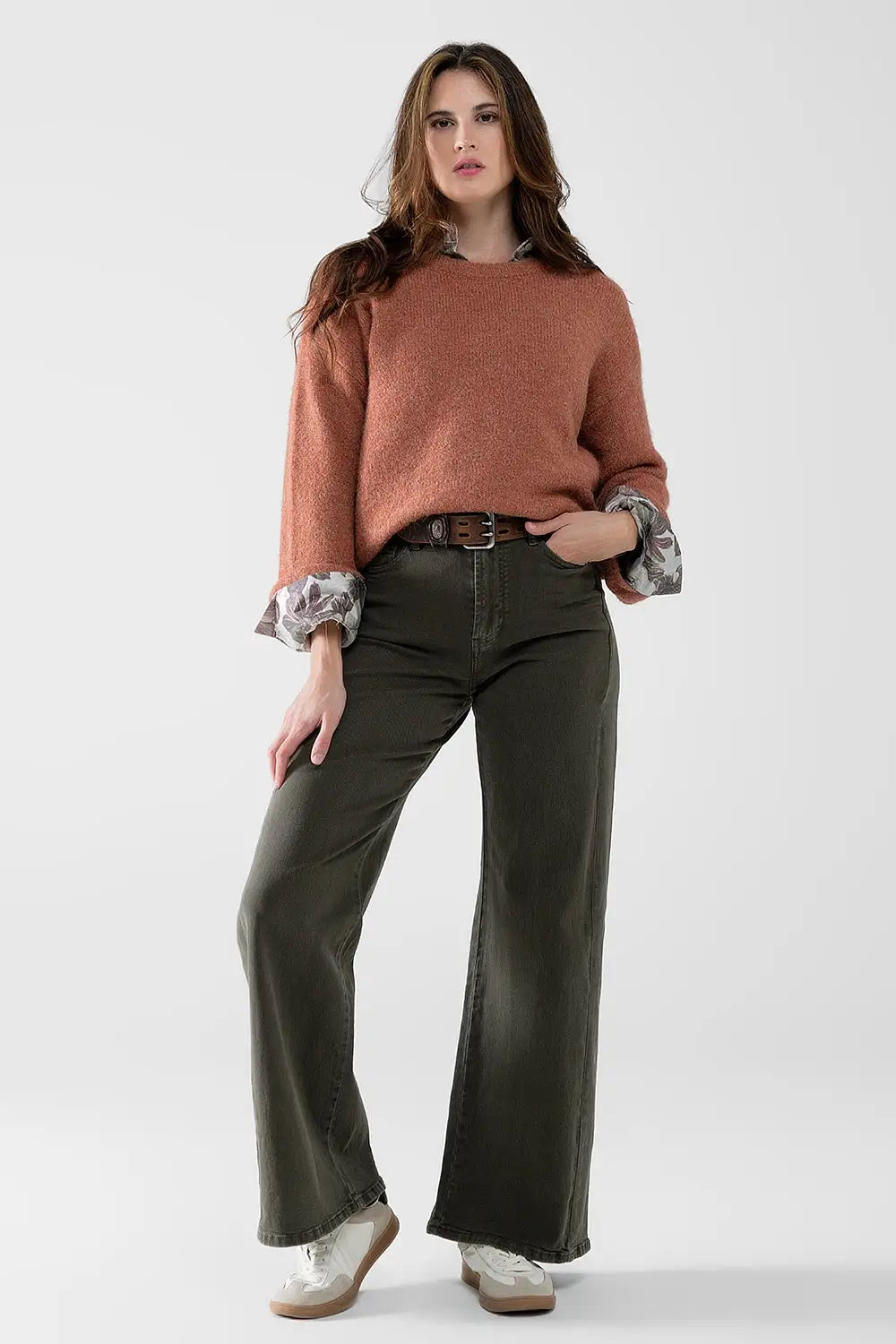 Extra wide leg Pants in olive green color - Pants