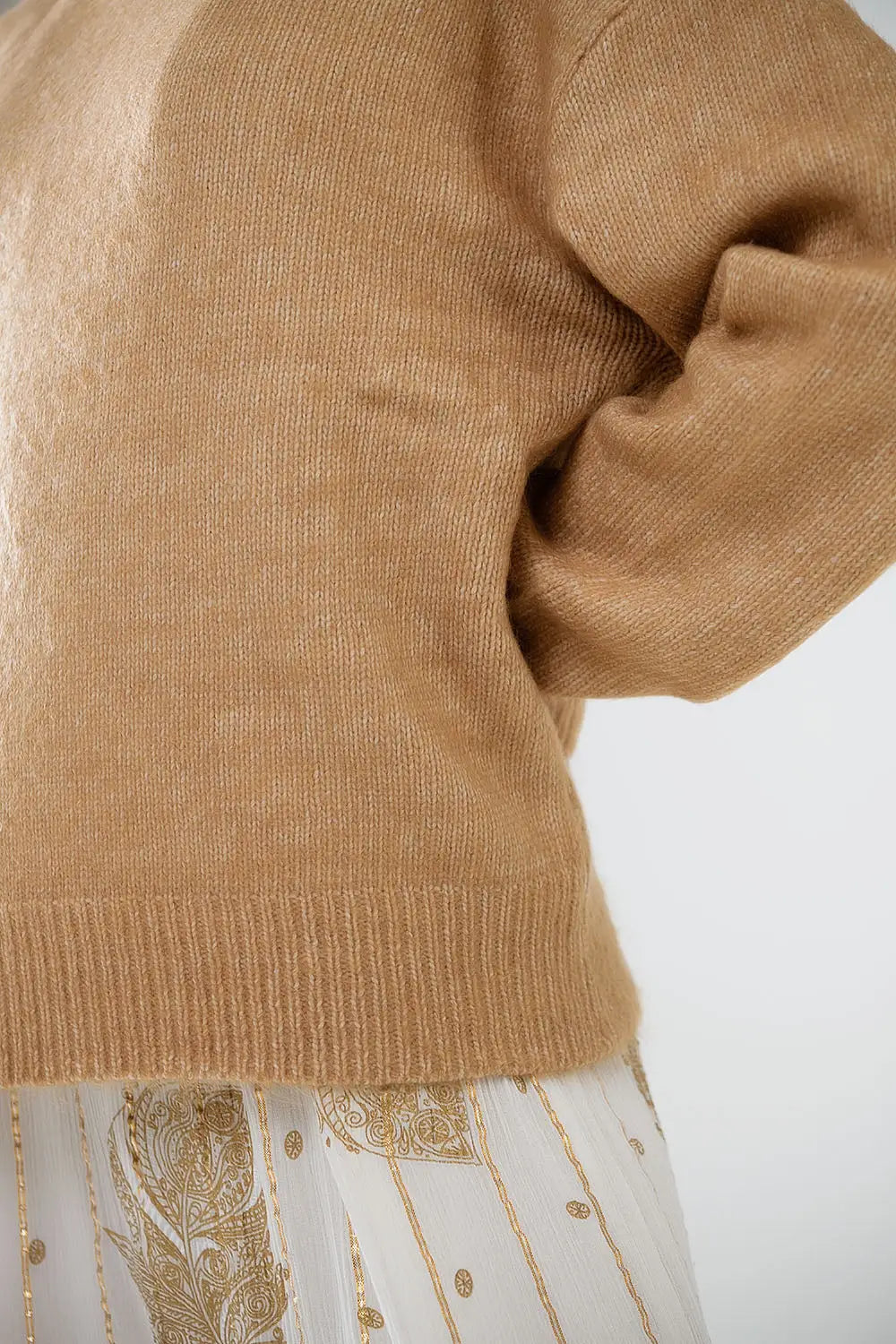 Beige turtleneck jumper with dropped sleeves - Sweaters
