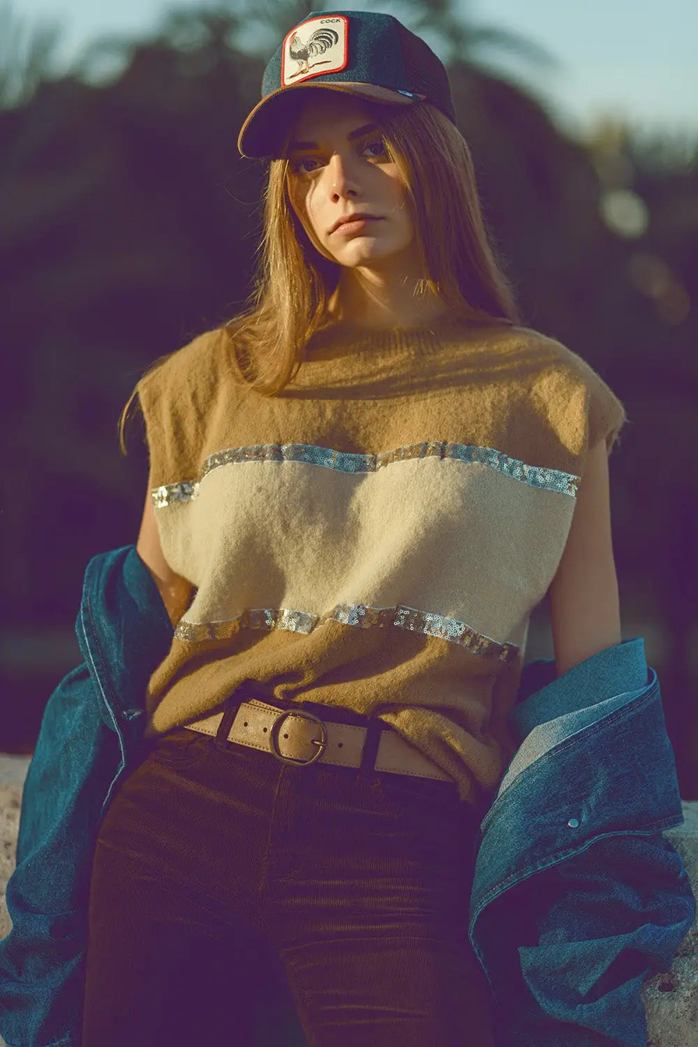 Sleeveless beige sweater with sequin detail - CAMEL / ONE - Sweaters