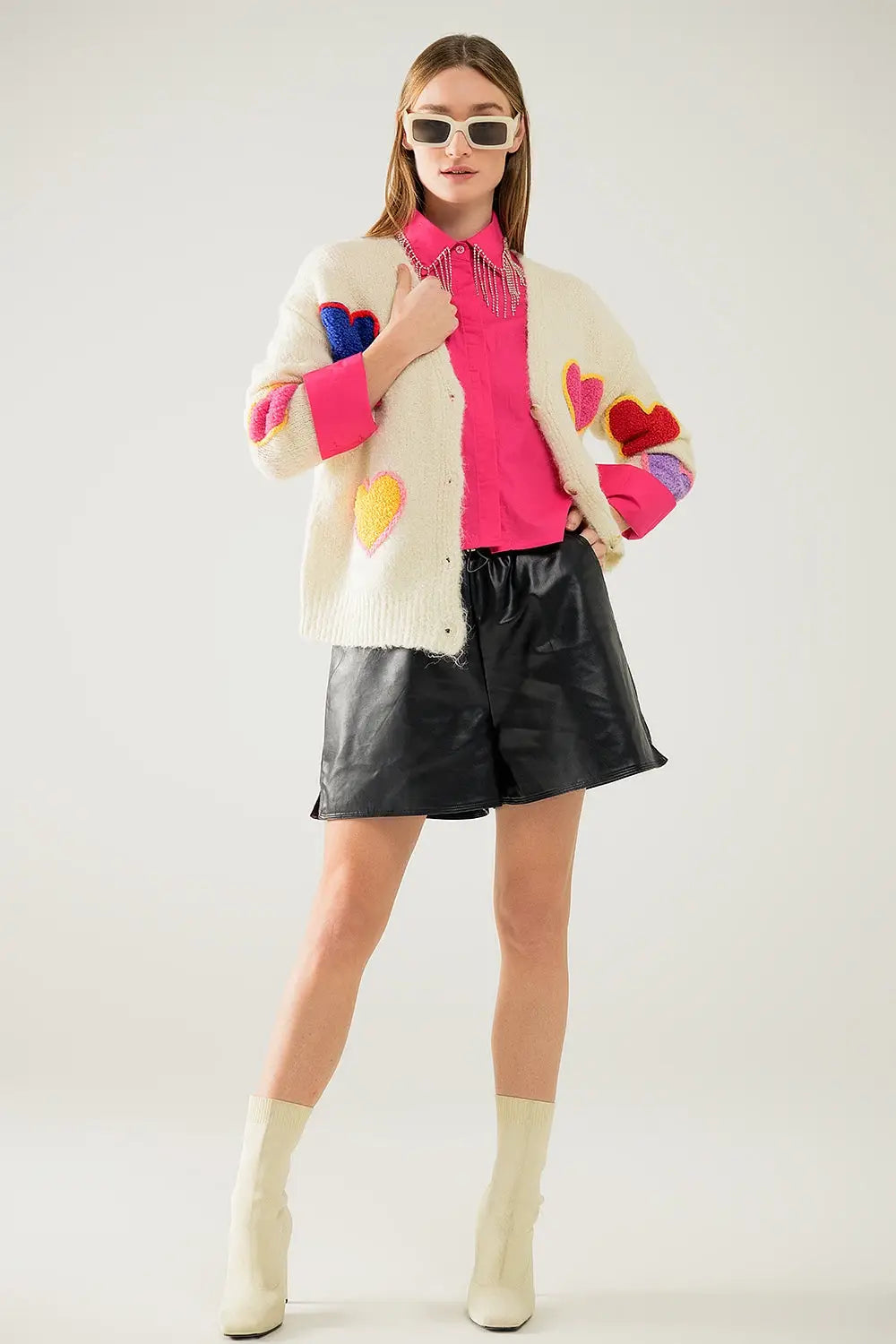 Beige knitted cardigan with embroidered hearts - BEIGE / ONE - Cardigans
