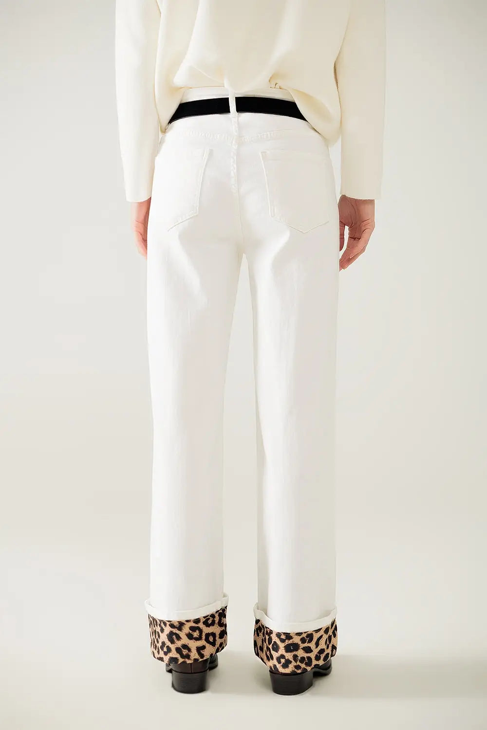 Wide leg cream pants with leopard print at the bottom - Colored Jeans