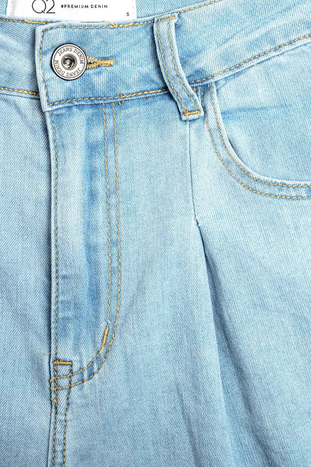 Light Blue Wide-Leg jeans with pleats