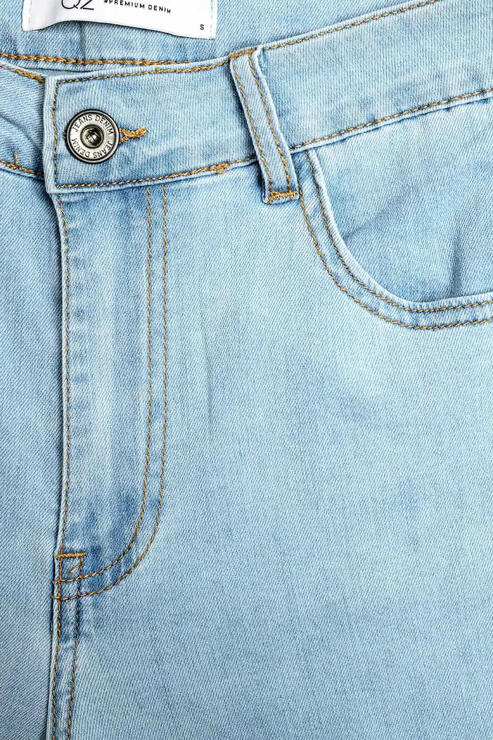 wide leg jeans in light wash with side seam