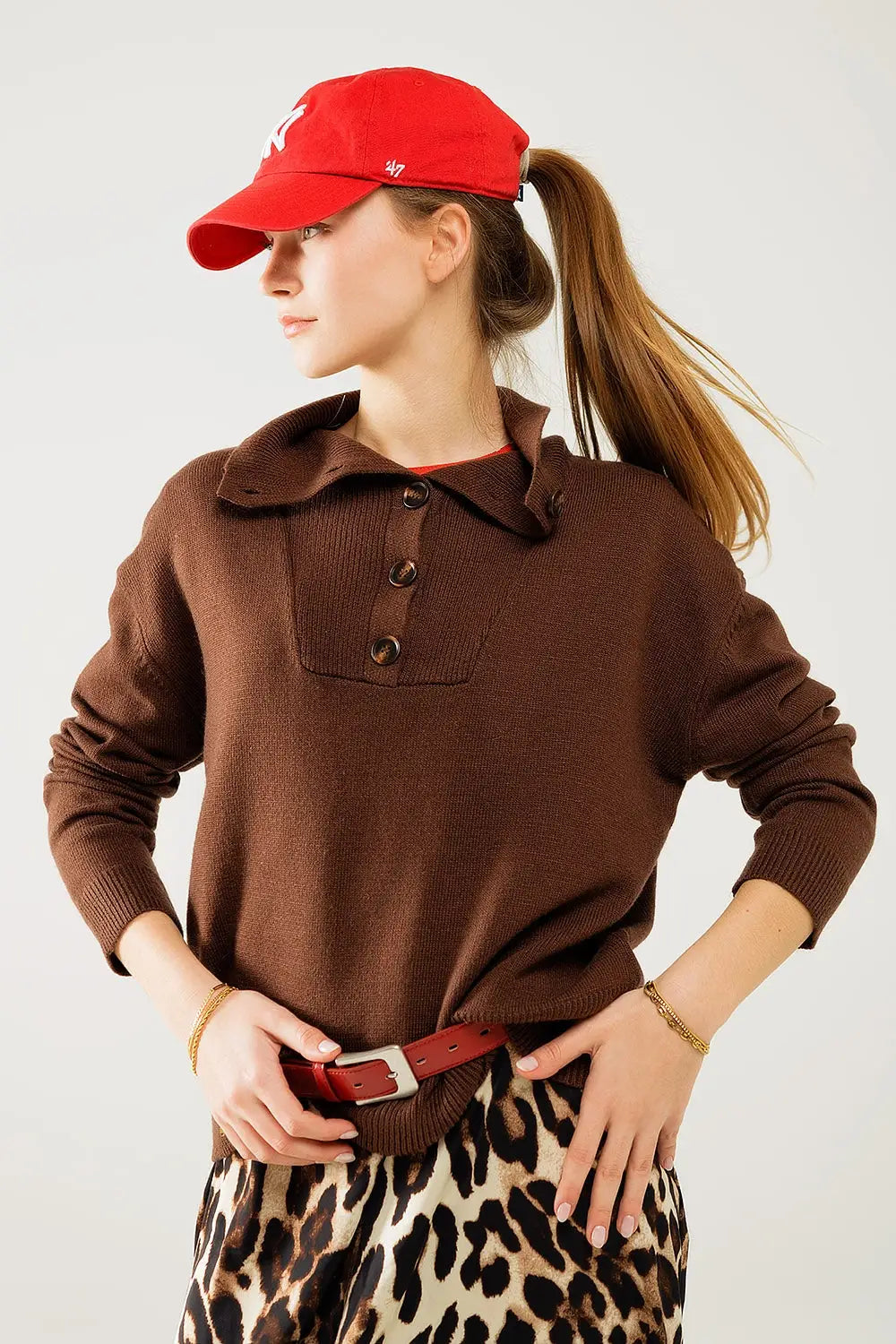 Brown loose sweater with button closure - Sweaters