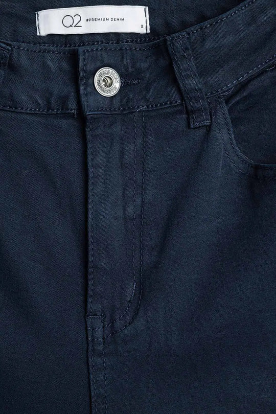 Comfortable stretch jeans with barrel leg in navy - Colored Jeans