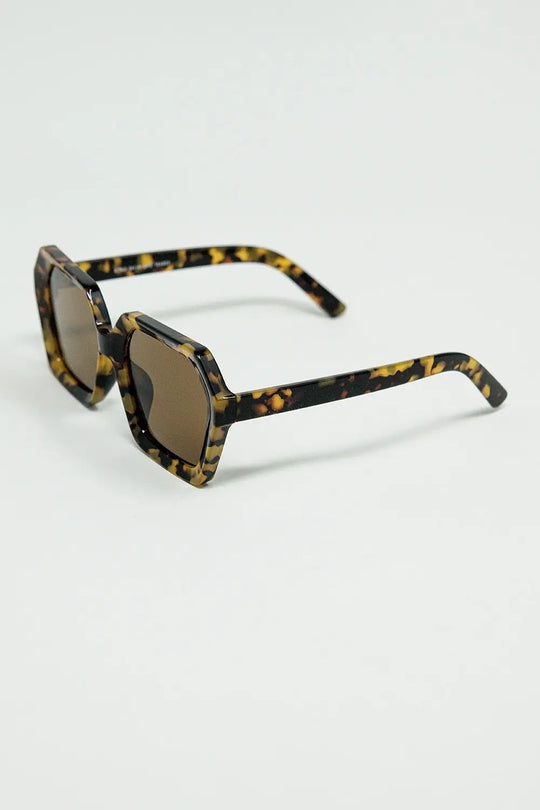 Rectangular sunglasses in brown abstract print translucent color - BROWN / ONE - Sunglasses