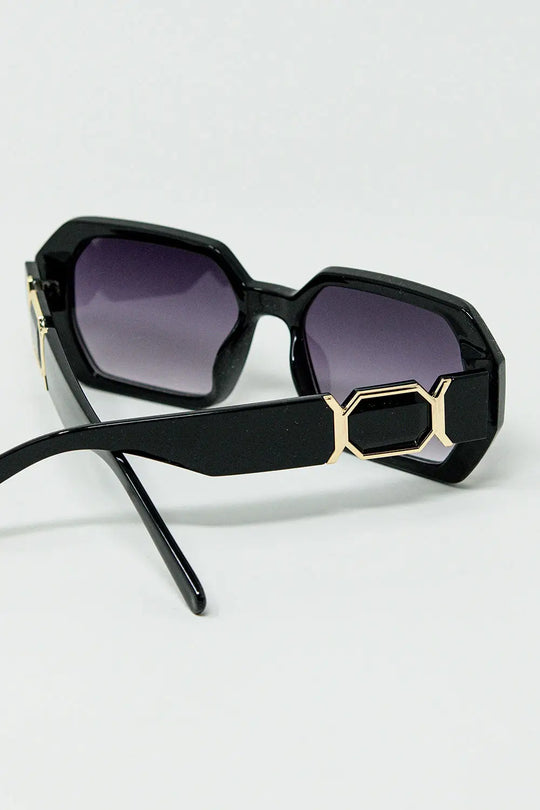 Black Diamond-Shaped Sunglasses and goldden detail - BLACK / ONE - Sunglasses
