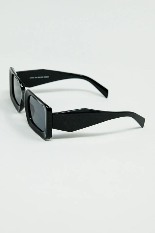 Black square sunglasses with detail on the side - BLACK / ONE - Sunglasses