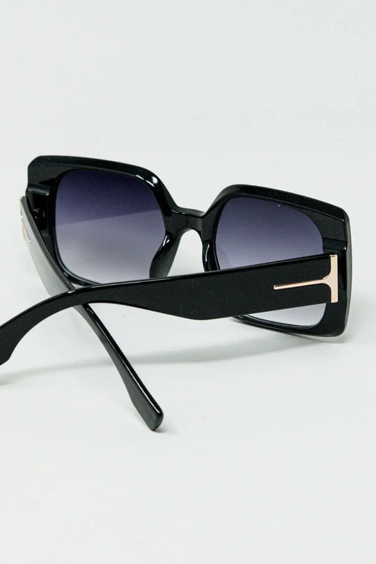 Black square sunglasses with gold detail on the side - BLACK / ONE - Sunglasses