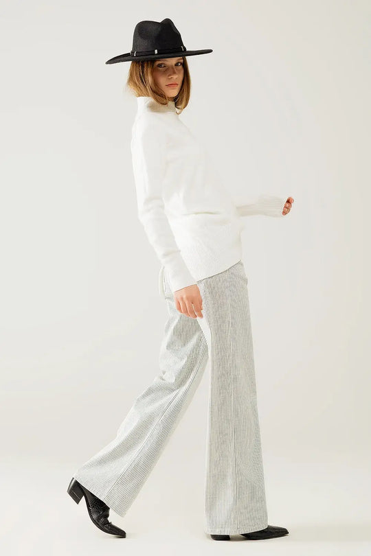 Loose white sweater with open back detail - CREAM / ONE - Sweaters