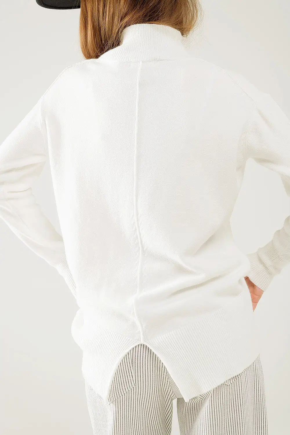 Loose white sweater with open back detail - CREAM / ONE - Sweaters