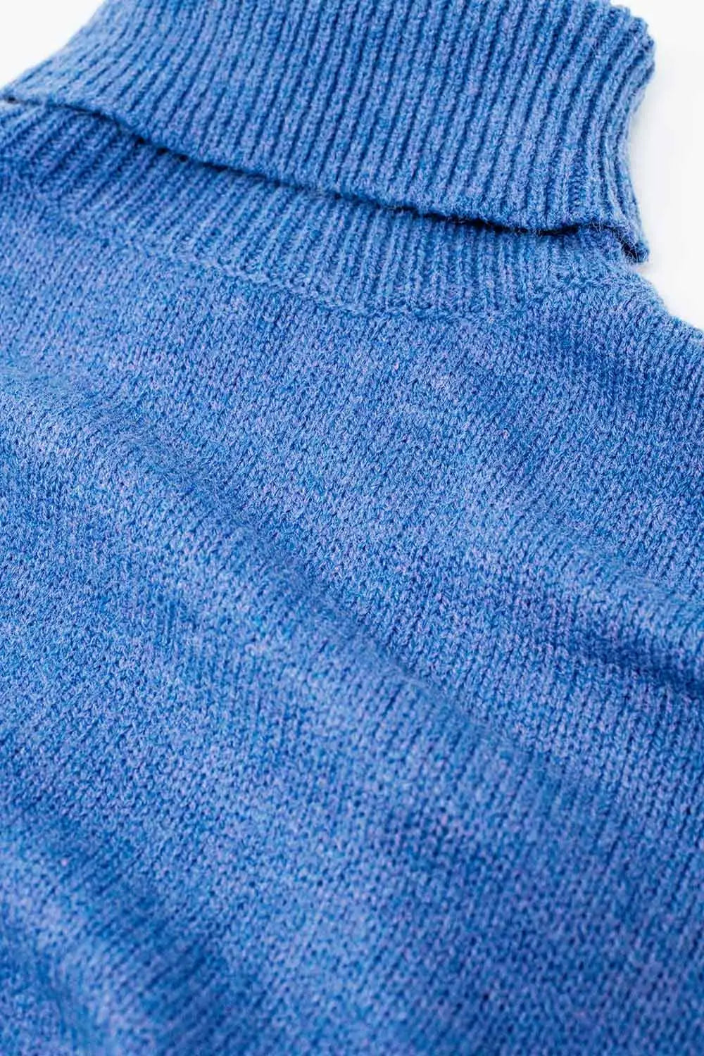 Loose blue sweater with dropped sleeves - Sweaters