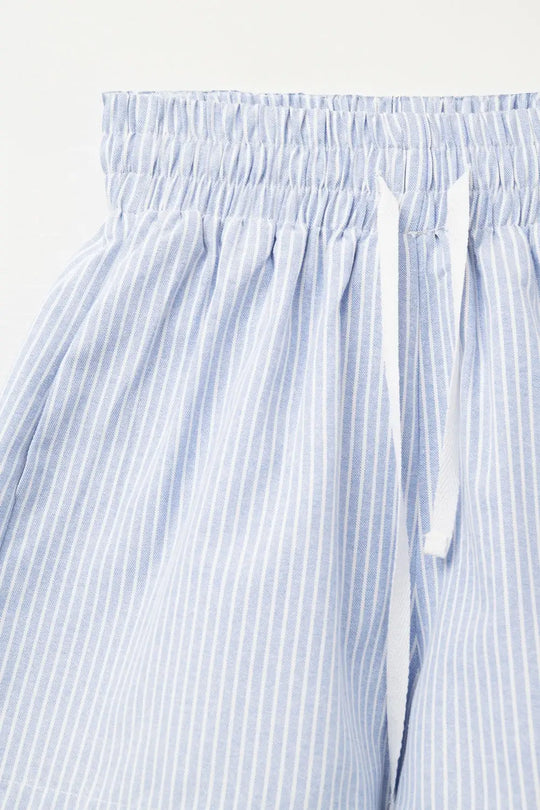 Short with stripes and strings in the waistband - Pants