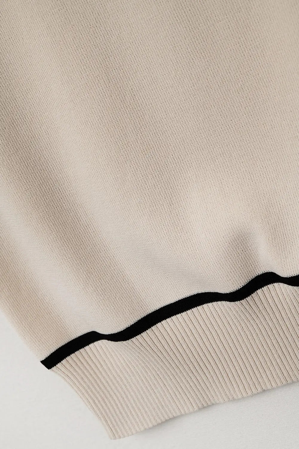 Sleeveless Sweater In Beige Featuring detail Black Lines - BEIGE / ONE - Tops