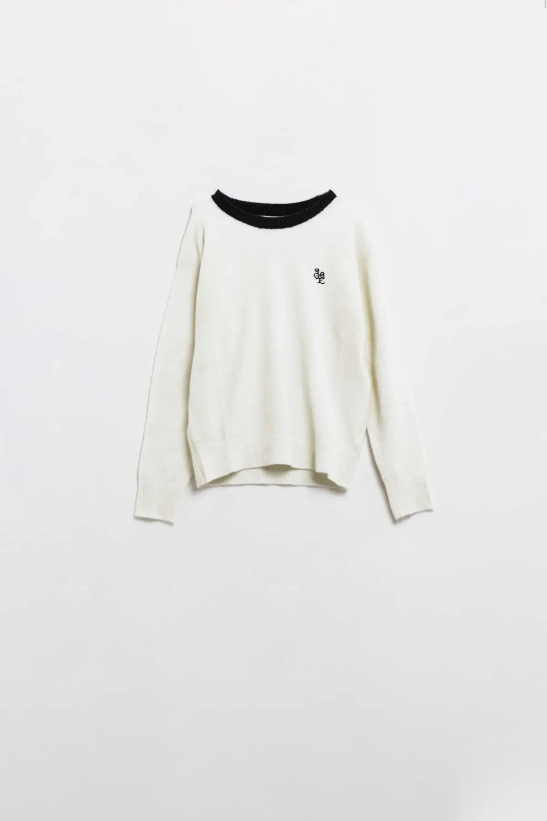 White sweater with contrasting collar and love logo on chest - Sweaters