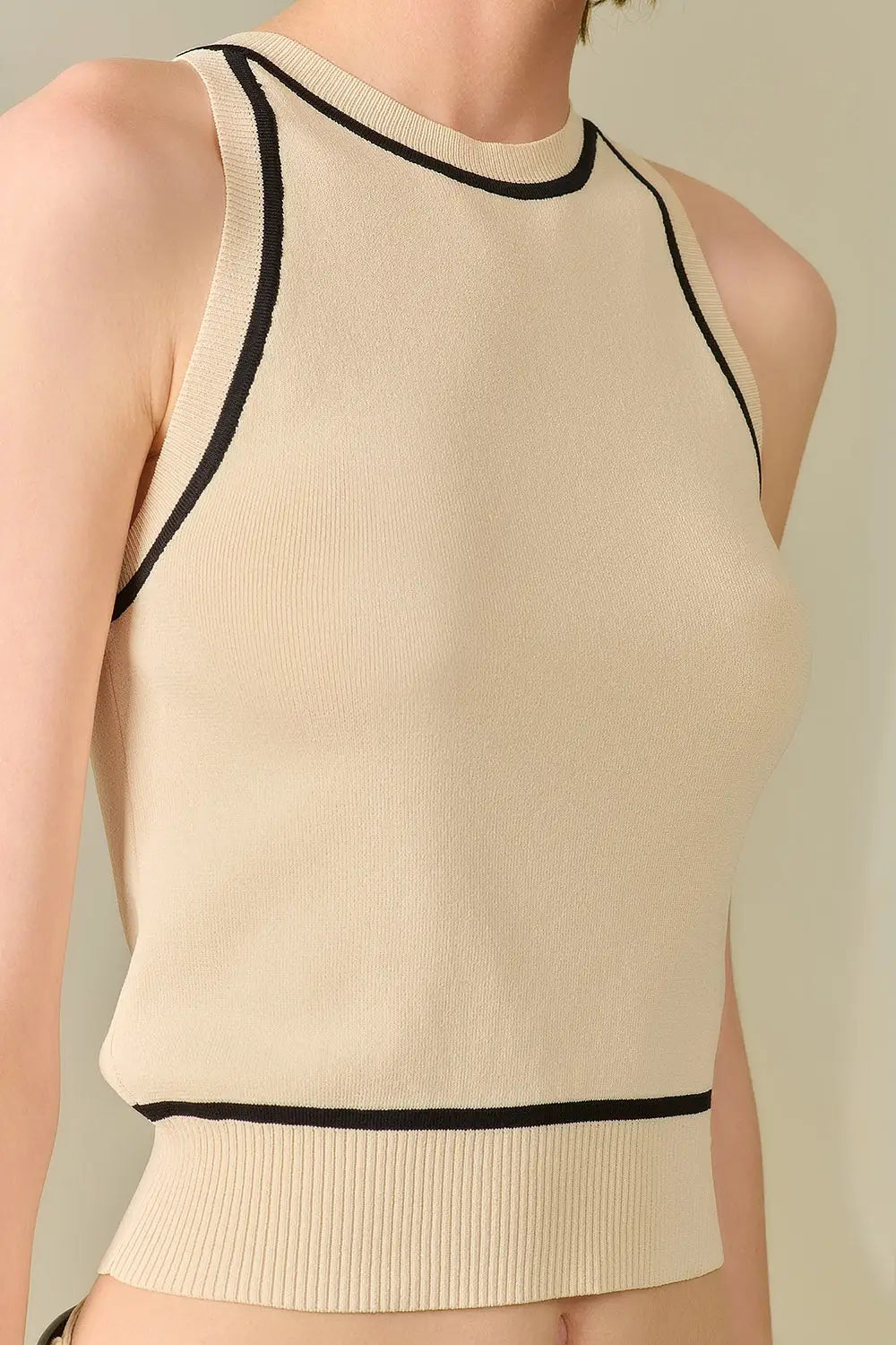 Sleeveless Sweater In Beige Featuring detail Black Lines - BEIGE / ONE - Tops