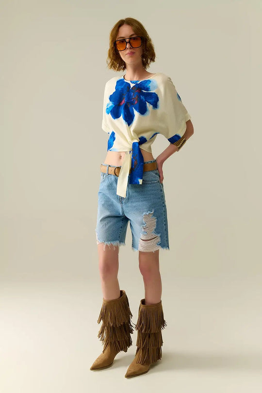 Cropped white Blouse With Tropical Floral Print in Blue - Shirts Tops
