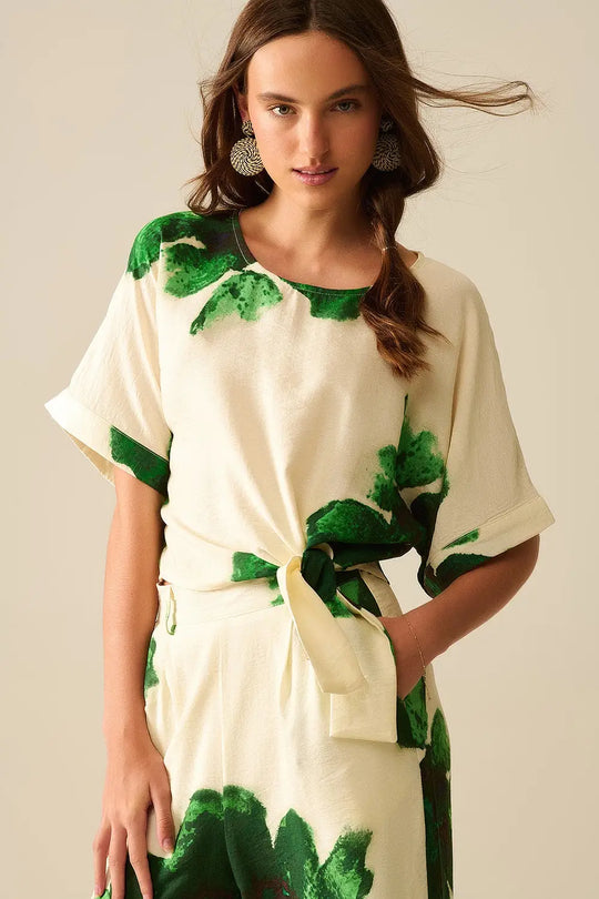 Cropped Blouse With Floral Print in Green Tied At The Waist - Tops