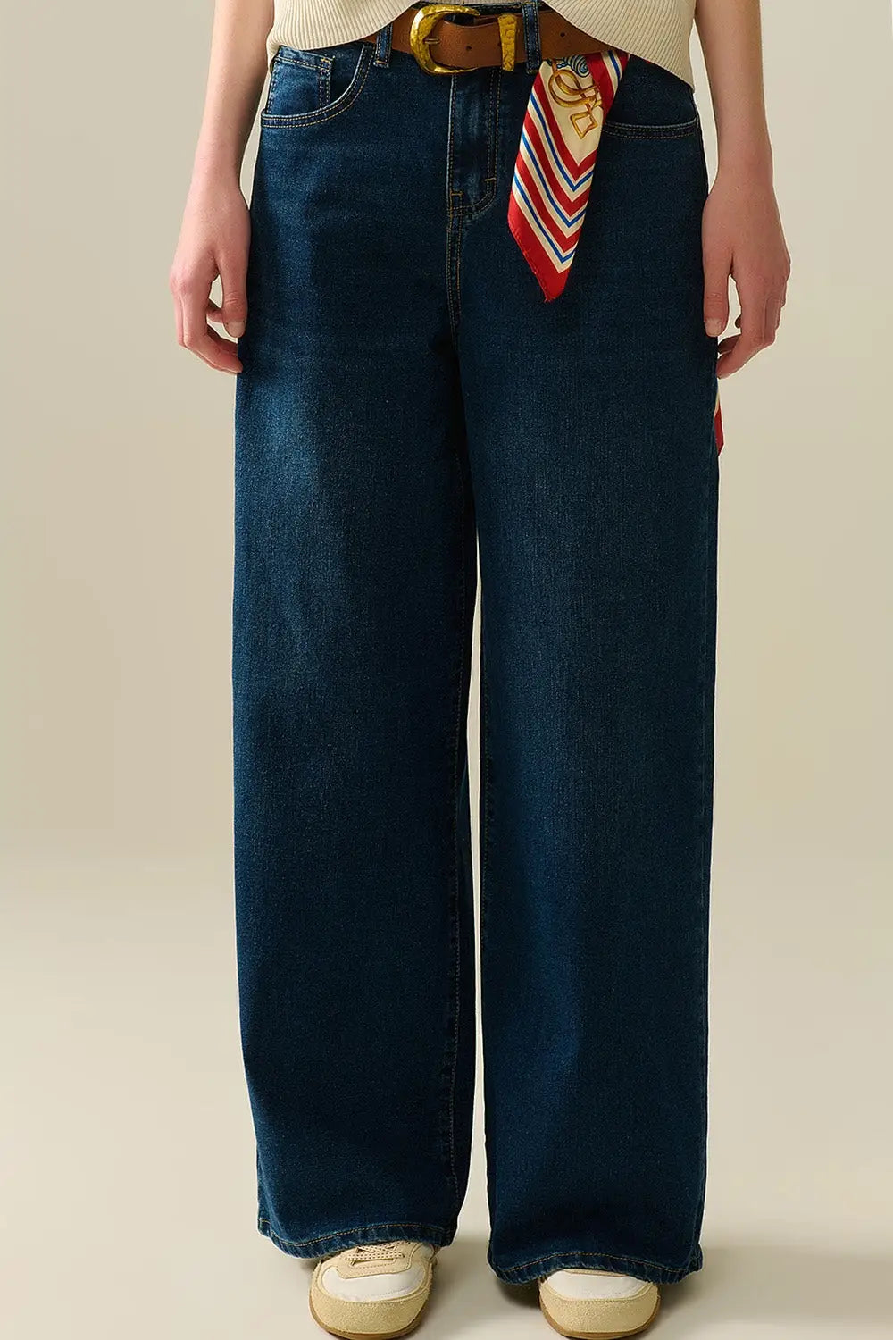 dark wash wide leg jeans