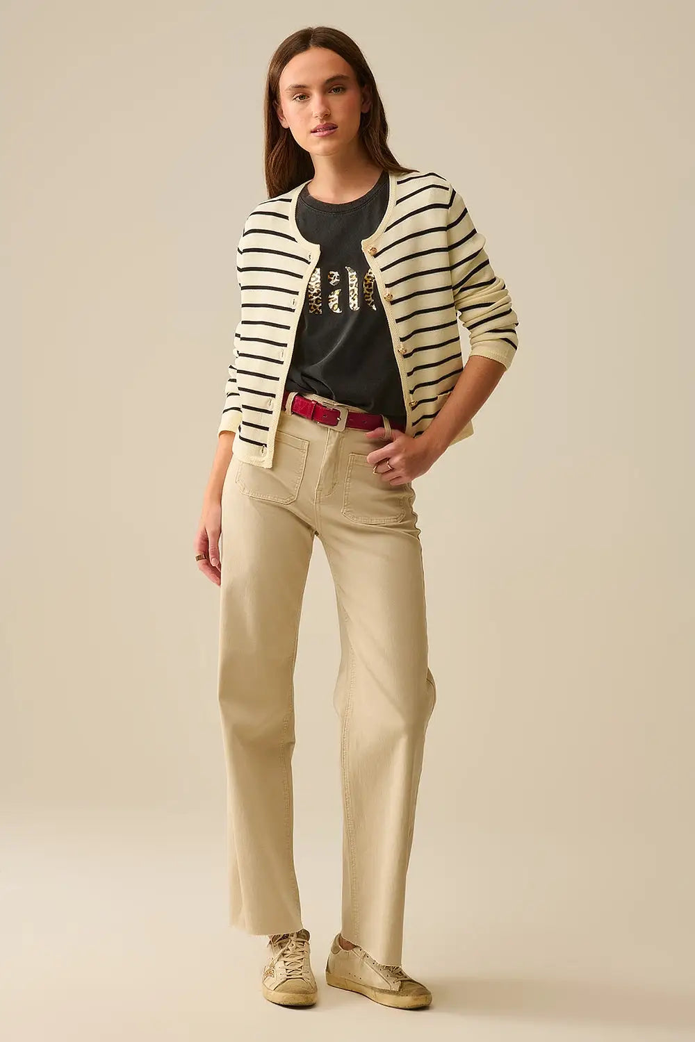 wide leg pants with front pockets in beige - Colored Jeans