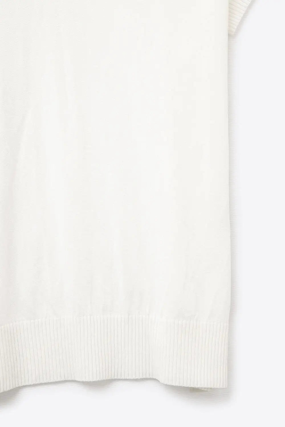 Fine Knit Polo-Style Short Sleeve Top in White - WHITE / ONE - Polos