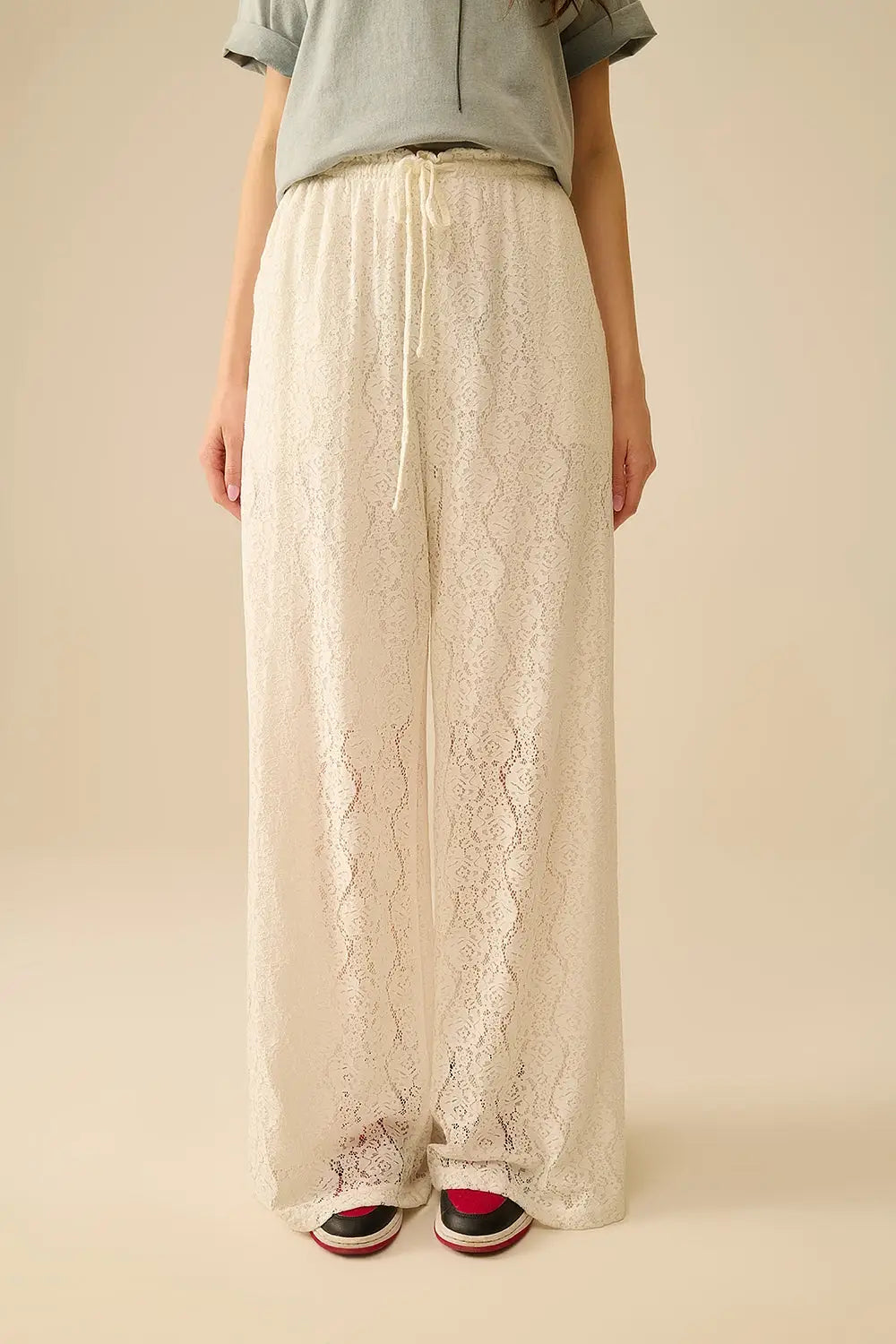 wide-legged lace pants with elastic waistband - Pants