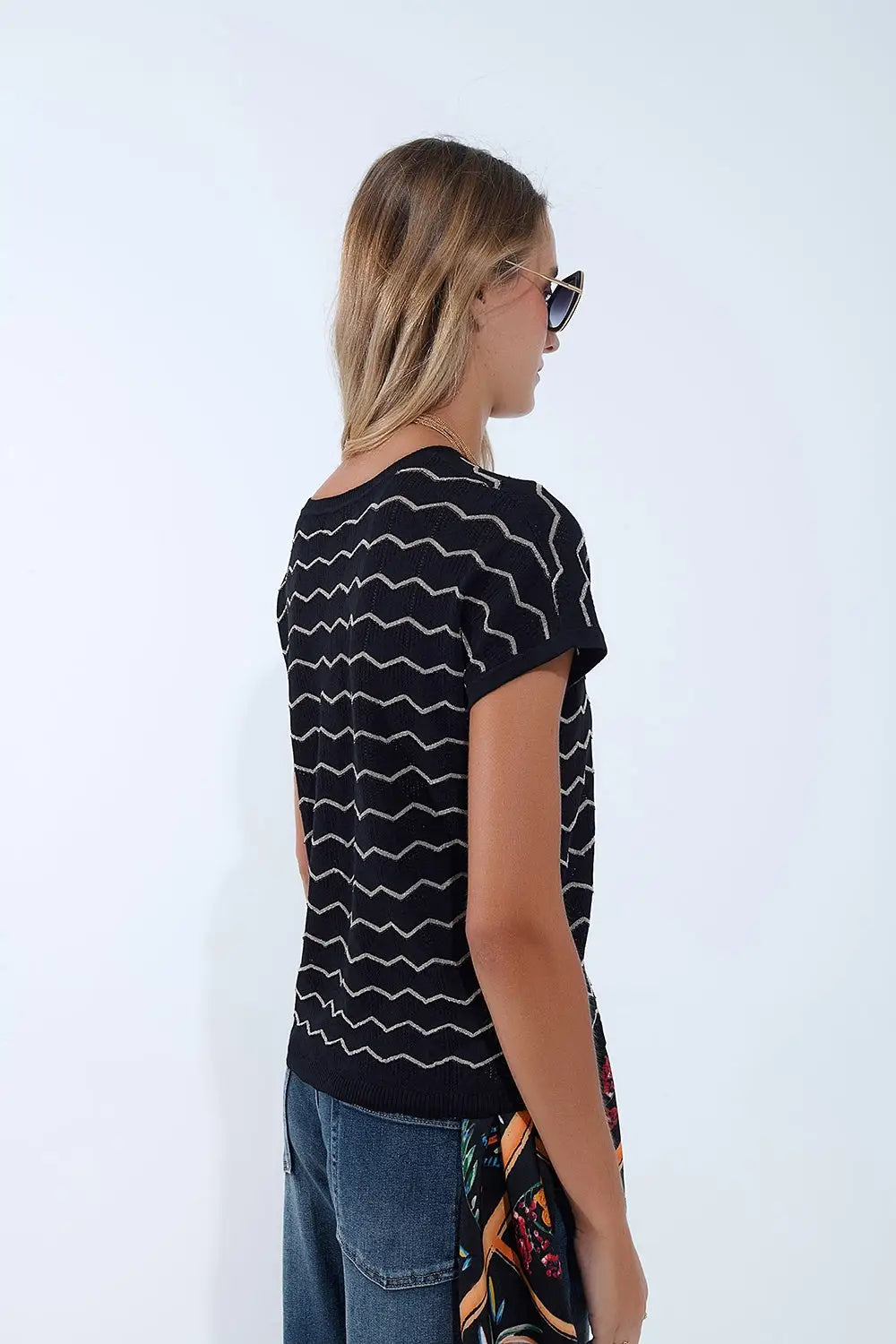 Zigzag V-Neck Knit sweater with dropped sleeves in black - BLACK / ONE - Sweaters