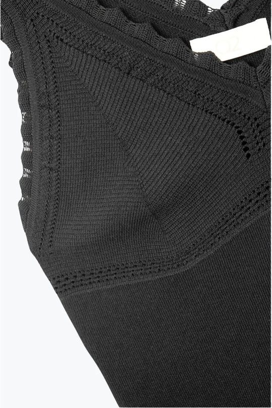 Black Knit V-Neck Top with Scalloped Edges - BLACK / ONE - Tops