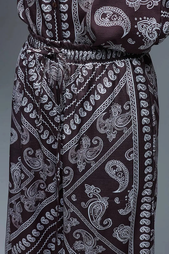 Relaxed Paisley Print Pants With Adjustable Drawstring in Brown - Pants
