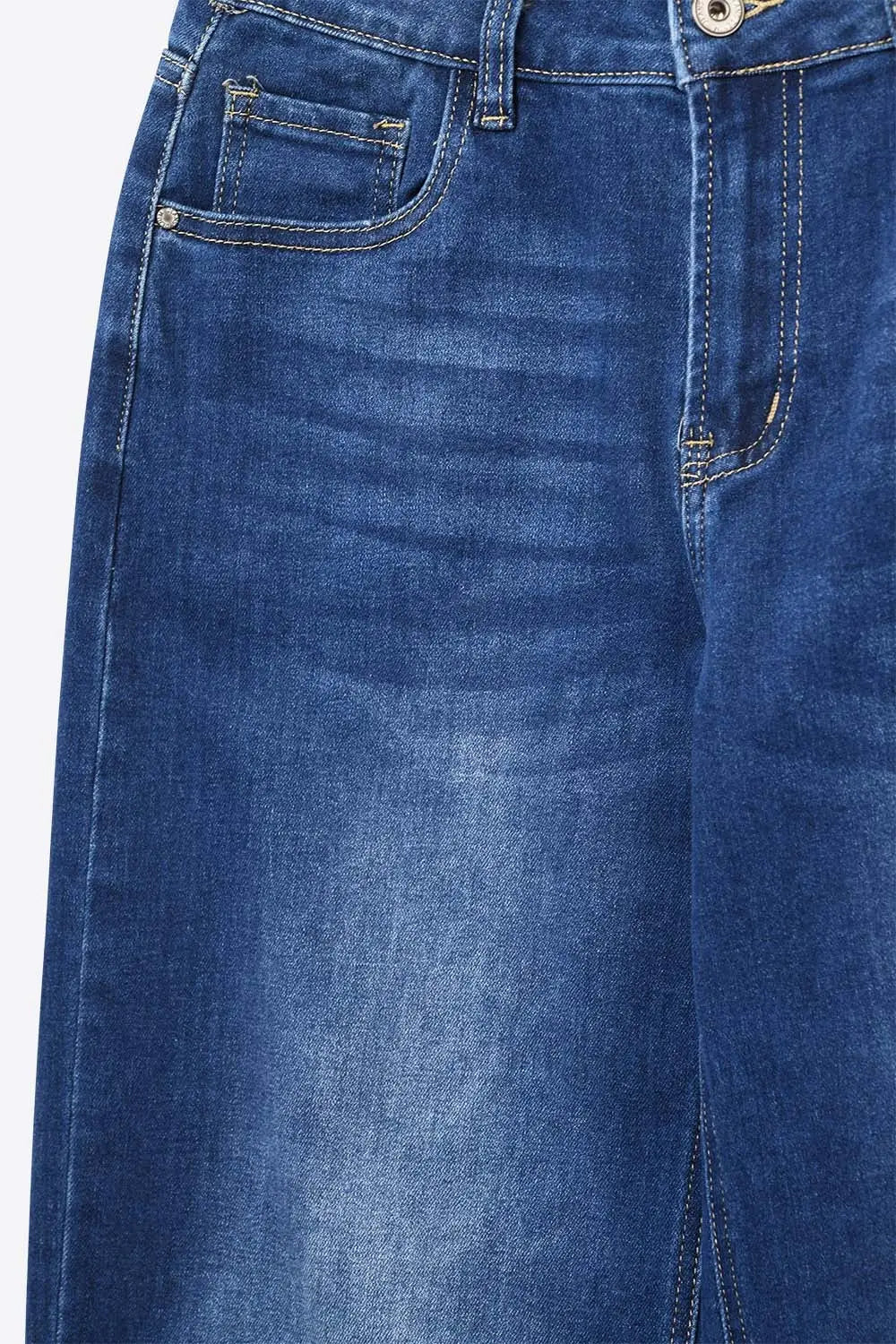 Basic Barrel Style jeans in Mid Blue