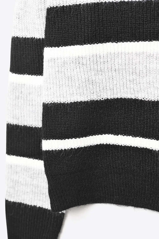 Black jersey with white and grey stripes - Sweaters