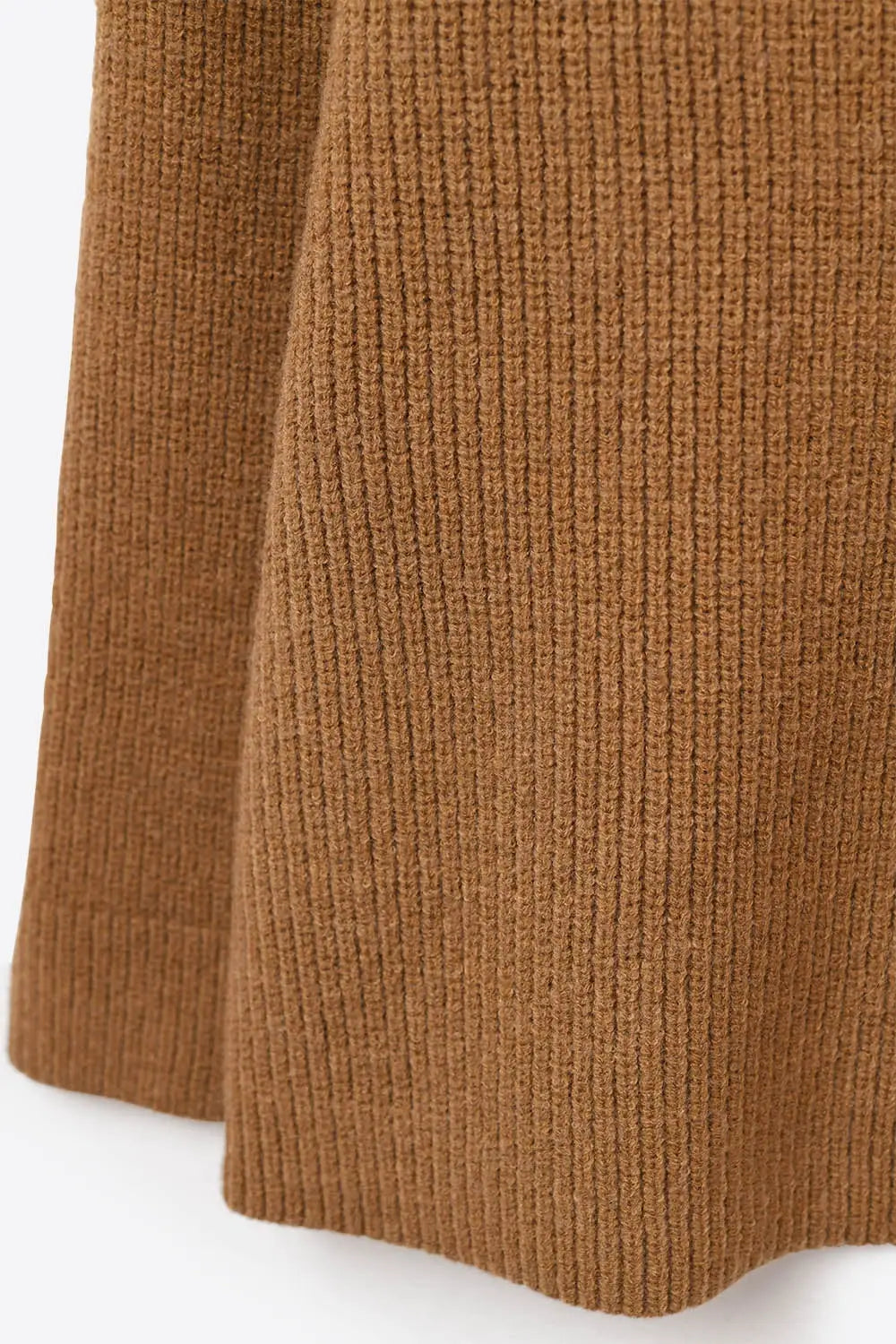 Super oversized Thin V-neck Sweater in Camel - CAMEL / ONE - Sweaters