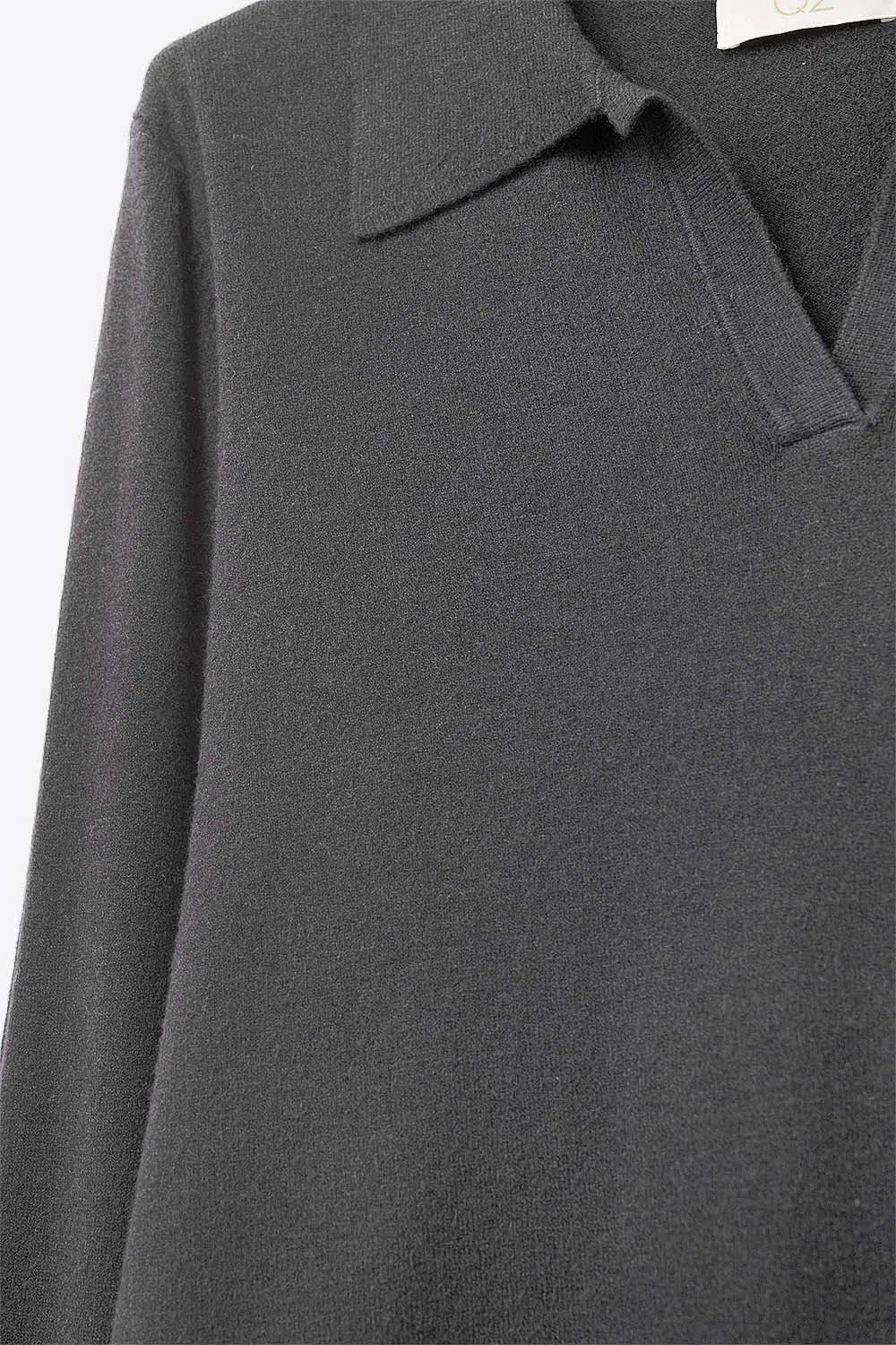 Black Knitted polo collar with V-neckline no button placket - BLACK / ONE - Polos