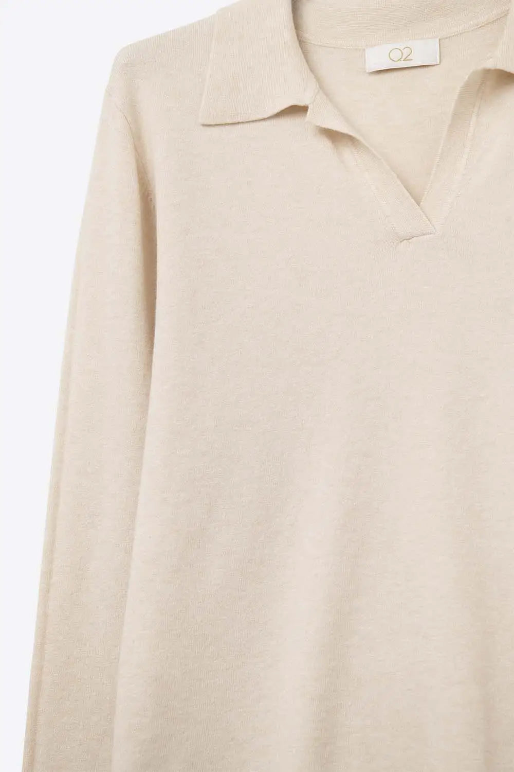 Knitted polo collar with V-neckline no button placket in cream - CREAM / ONE - Polos