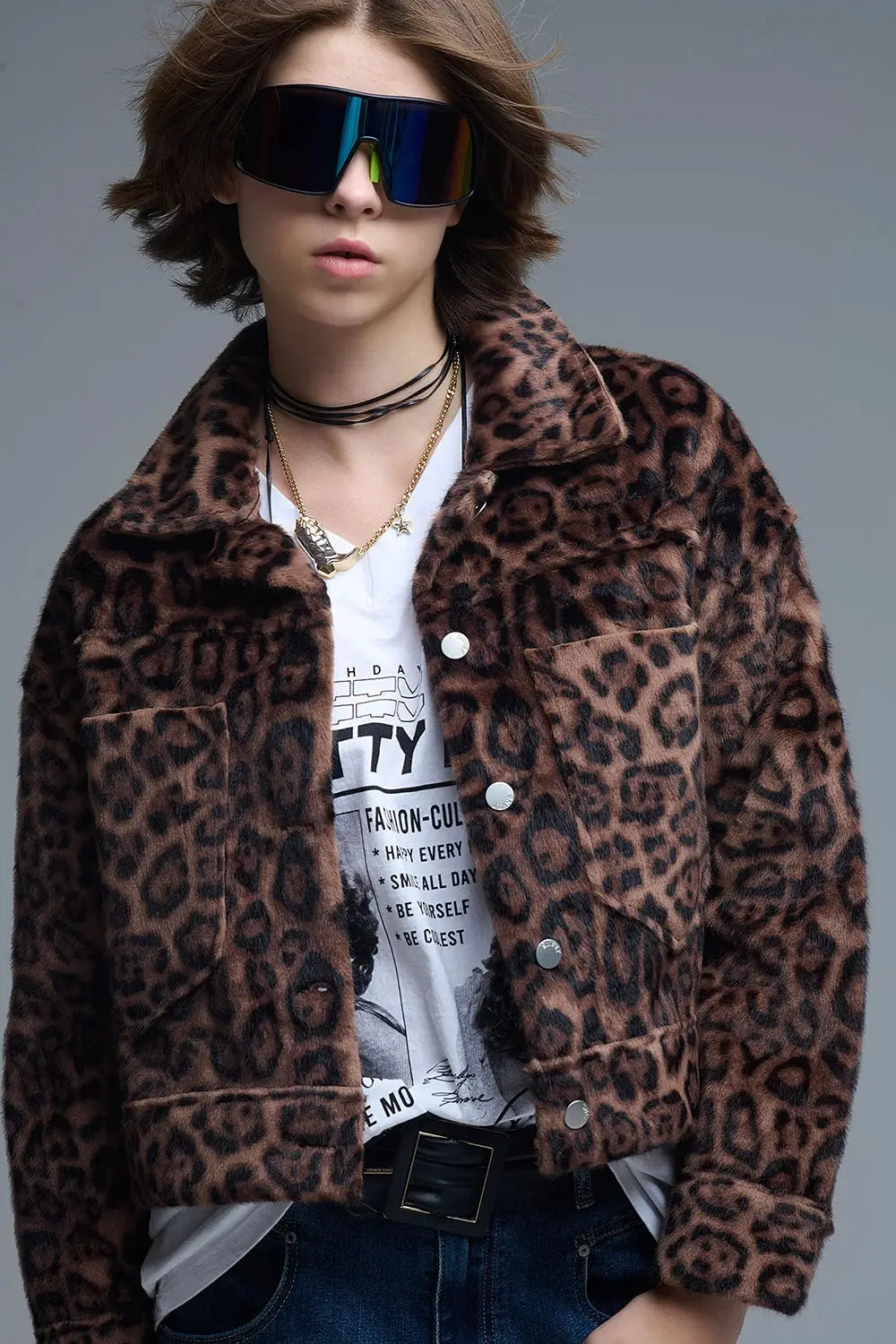 Cropped button-up faux fuzzy jacket in bold leopard print - Jackets