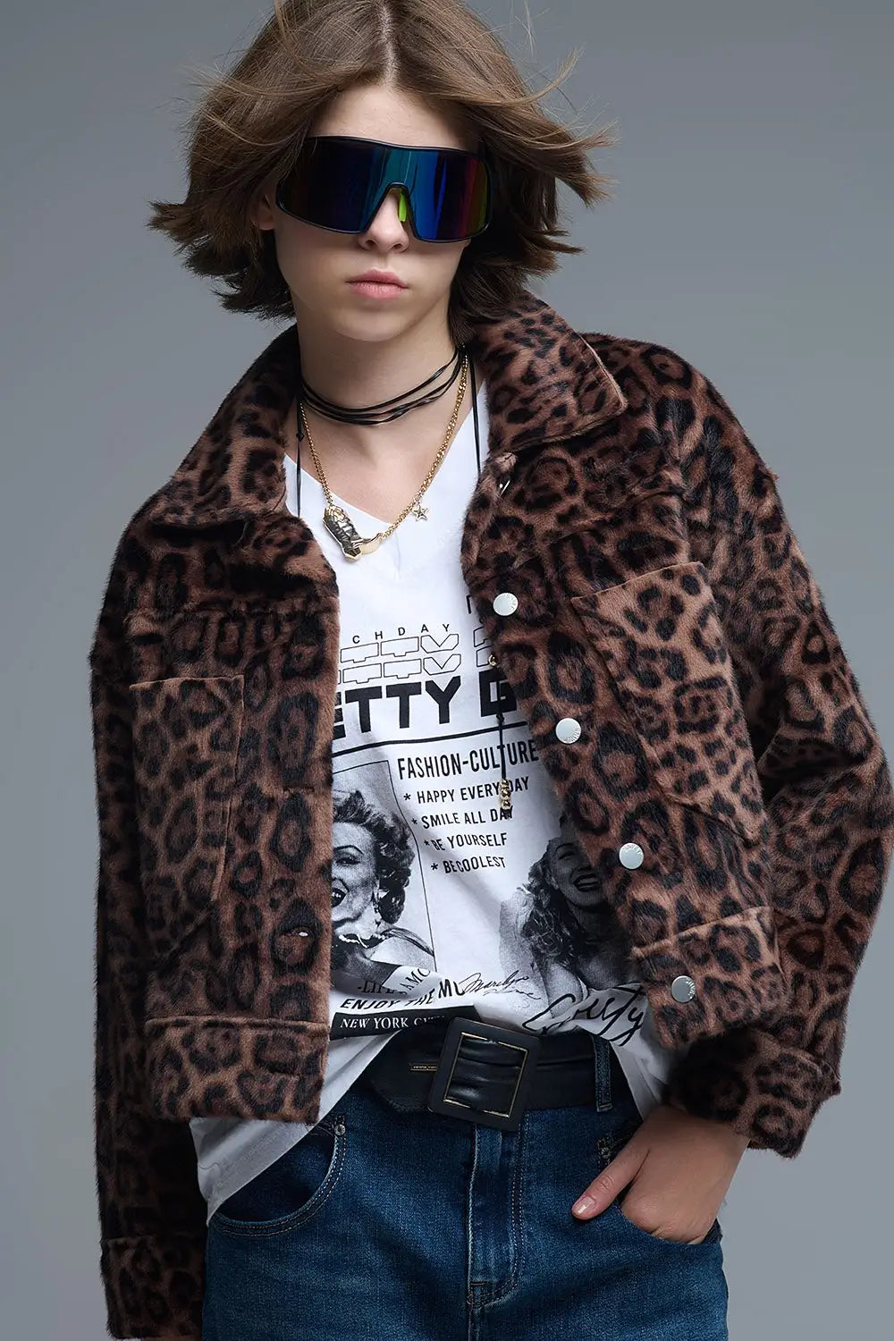 Cropped button-up faux fuzzy jacket in bold leopard print - Jackets