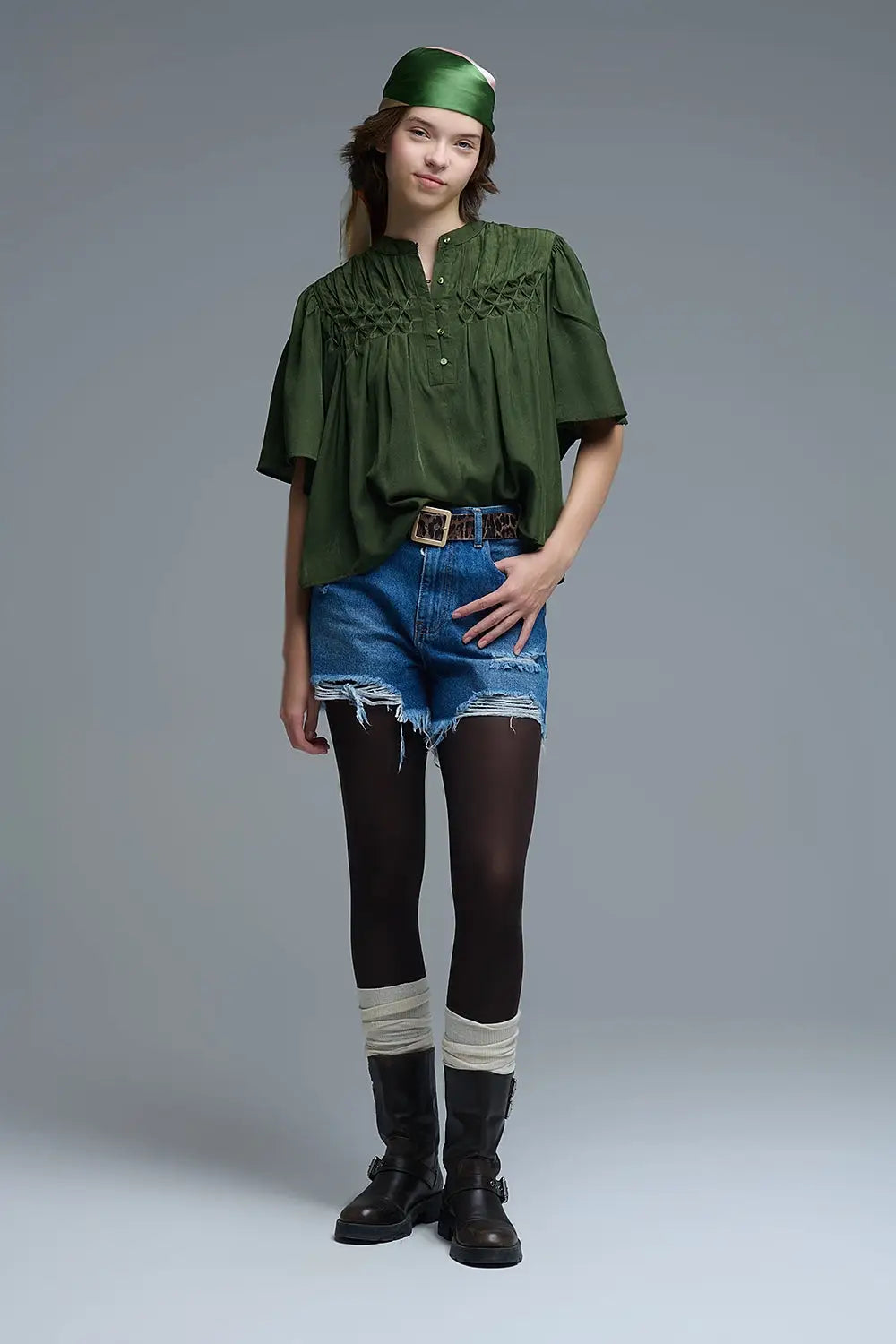 Relaxed Green boho-style blouse with embroidered details - Tops